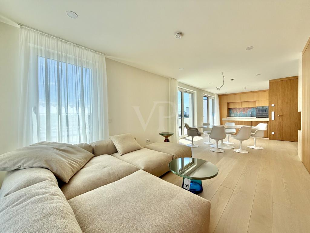 Design-Penthouse mit Dachgarten und maßgefertigtem Interior-Konzept - Photo 1