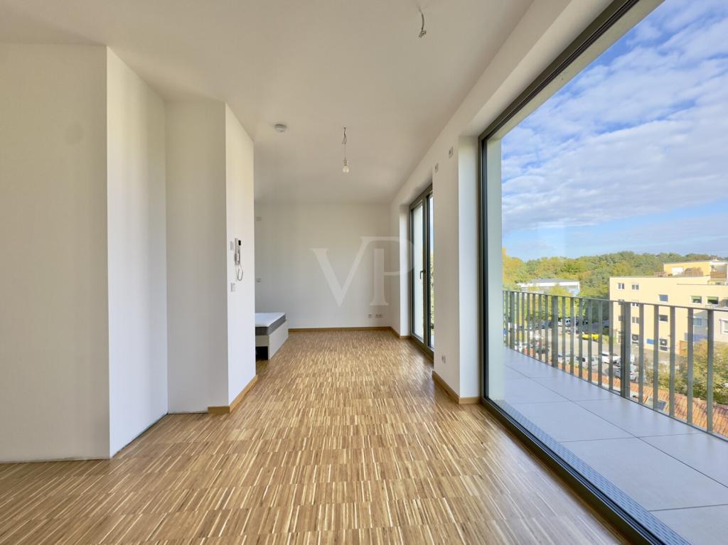Stilvoll Wohnen - charmante 1-Zimmer-Mietwohnung mit Balkon & Aufzug - Photo 2