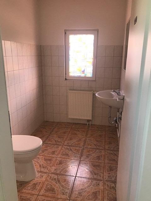 <h1 class="md:text-xl md:leading-6 mt-4 md:mt-10 lg:mb-6 mb-3 text-primary-500 font-semibold text-base leading-5"> Wohnung in Brackel </h1> - Photo 2