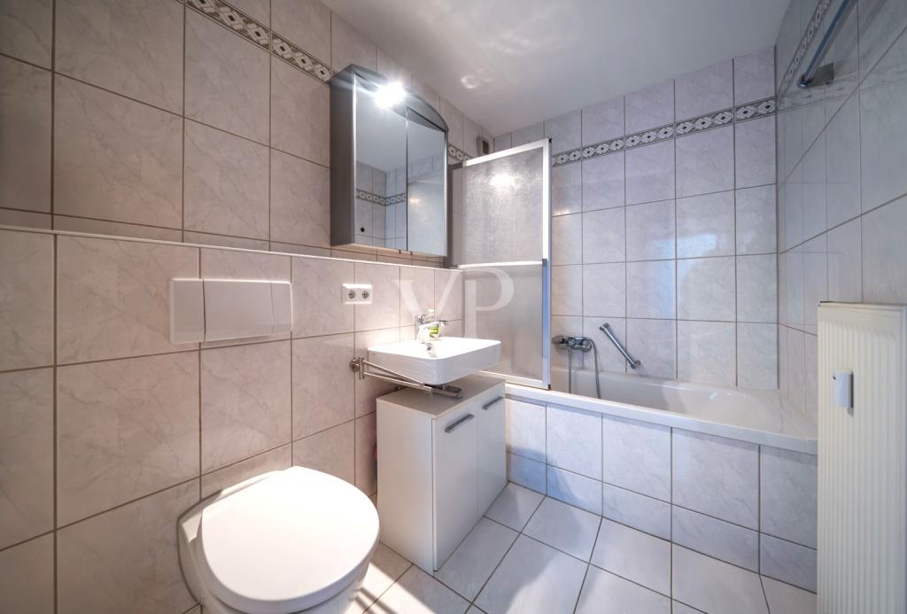 Innenliegendes Badezimmer