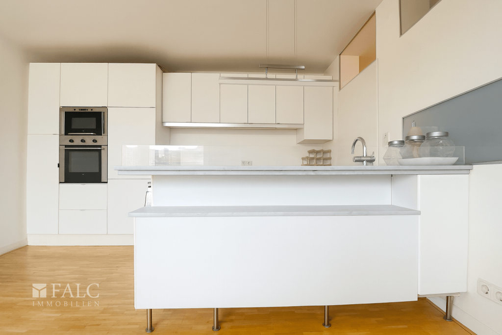 Top-Lage direkt am Rhein: Möblierte 2-Zimmer-Wohnung, 41 m², saniert & sofort bezugsbereit - Photo 5