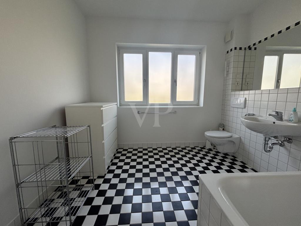 Helle 2-Zimmer-Wohnung mit traumhaftem Fernblick - Photo 3