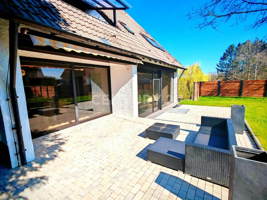 Tolles Haus mit riesiger Garage