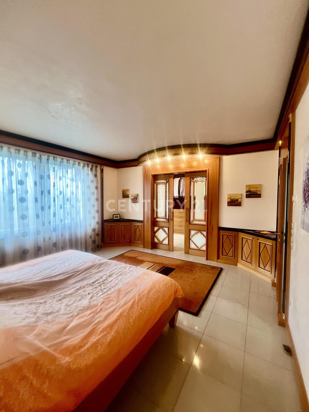 Maßgefertigtes Schlazimmer -  EG