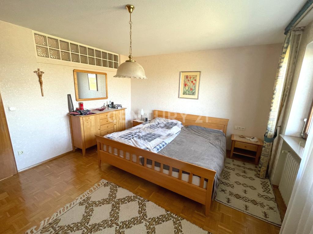 Schlafzimmer EG