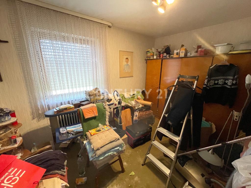 Homeoffice oder Kinderzimmer im EG