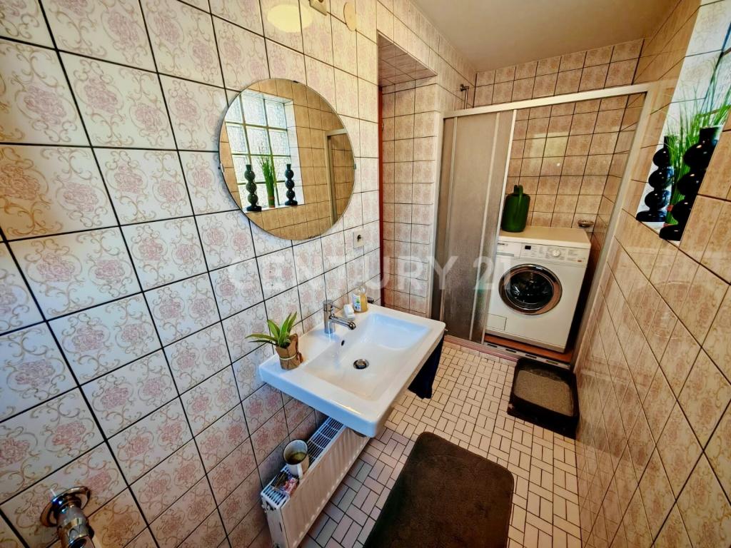 zweites Badezimmer