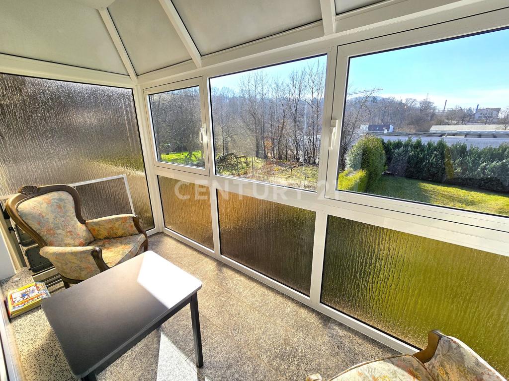 Charmanter Wintergarten zum Relaxen mit Blick ins Grüne