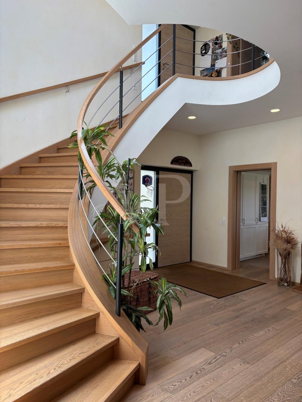 EG Eingang + Treppe