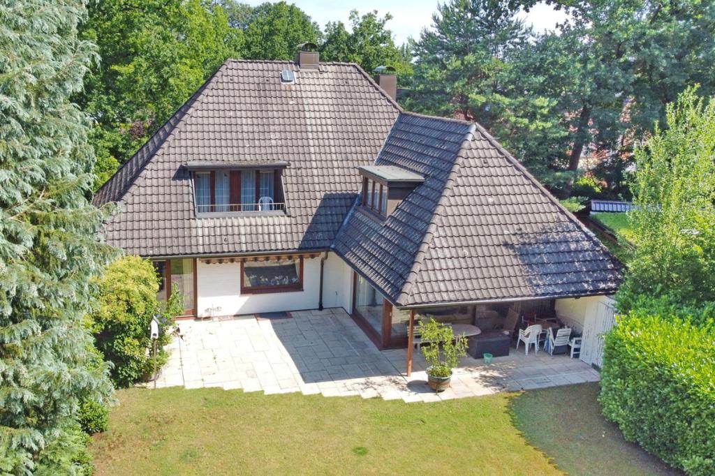 Drohne_Hausrückseite