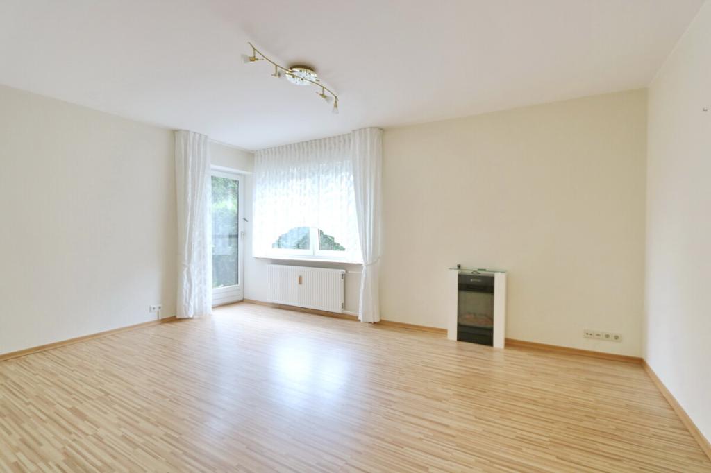 Wohnzimmer (2)