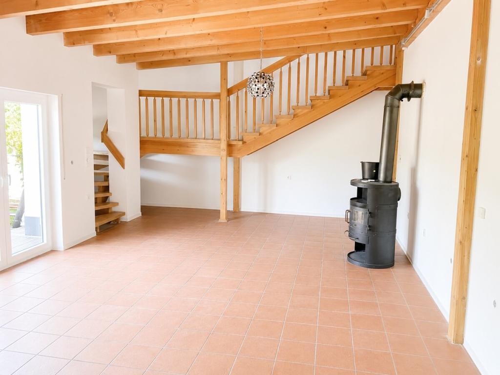Zweifamilienhaus mit Garten und flexiblen Nutzungsmöglichkeiten – einzeln oder komplett anmietbar - Foto 5