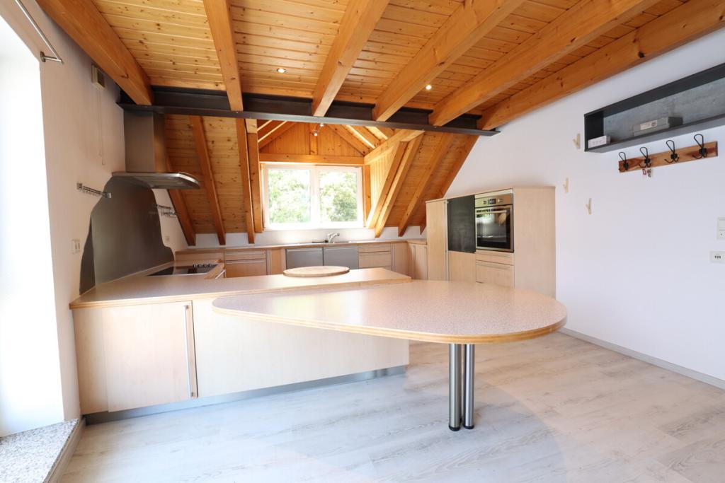 Großzügige Maisonette-Wohnung mit offenem Wohn-Ess-Bereich & Balkon - Photo 2