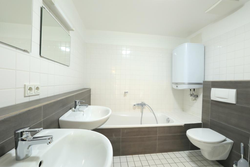 Attraktive 4-Zimmer-Wohnung mit offener Küche und Balkon in guter Lage - Foto 3