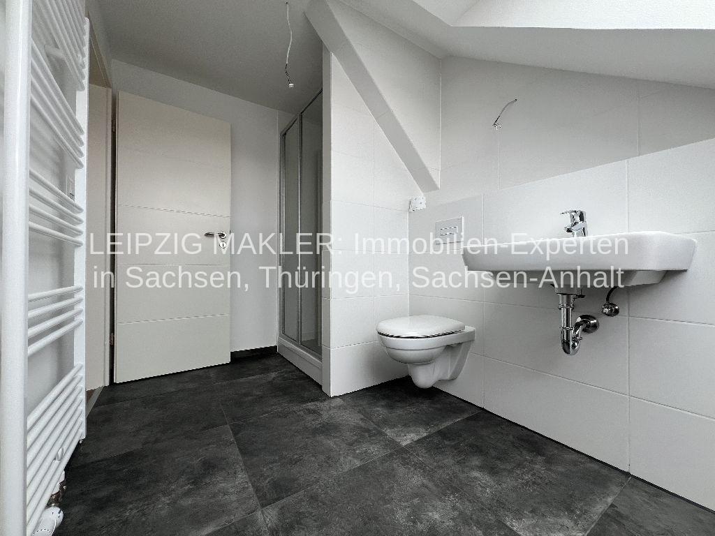 Frisch sanierte 3-Zimmer-Wohnung im Dachgeschoss - KEIN LIFT, KEIN BALKON - Foto 3