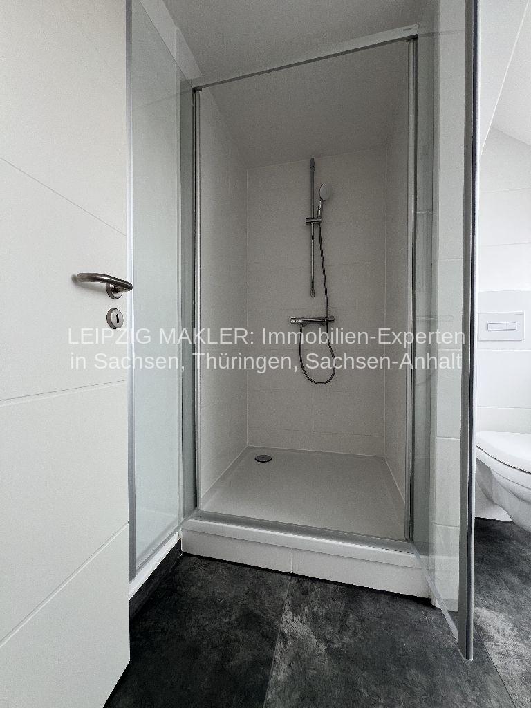 Frisch sanierte 3-Zimmer-Wohnung im Dachgeschoss - KEIN LIFT, KEIN BALKON - Foto 2