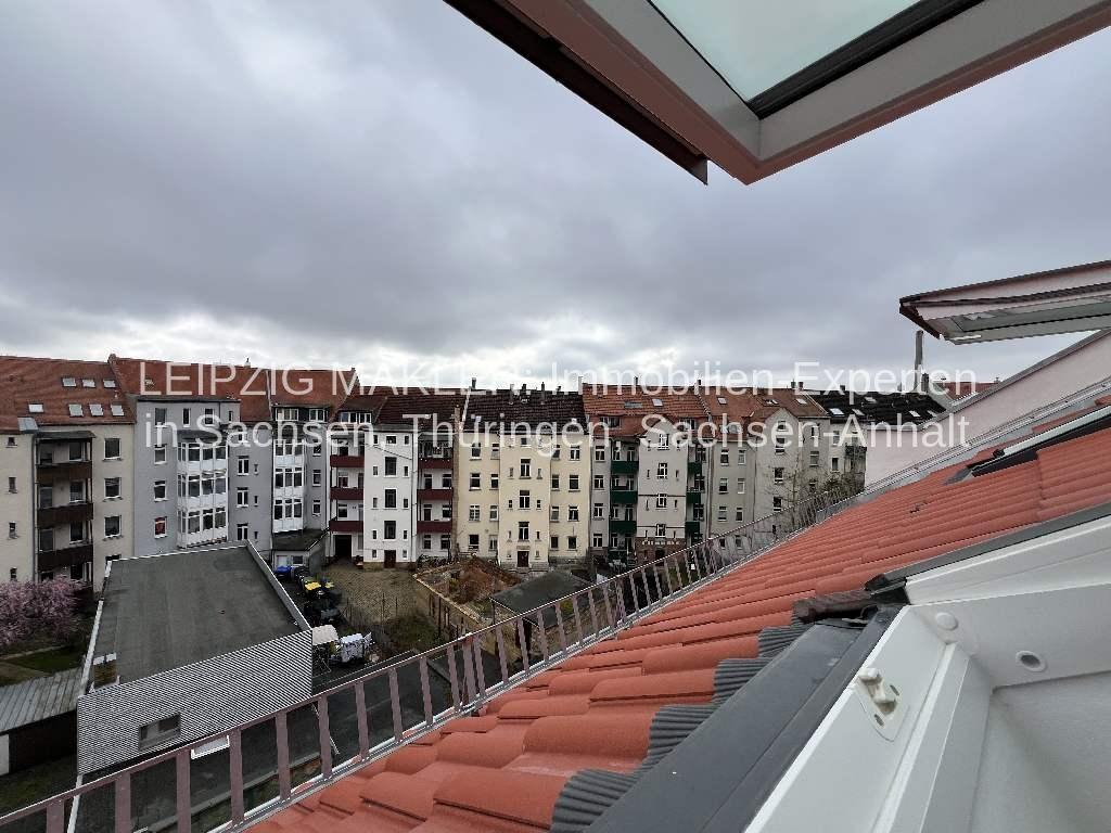 Frisch sanierte 3-Zimmer-Wohnung im Dachgeschoss - KEIN LIFT, KEIN BALKON - Photo 4