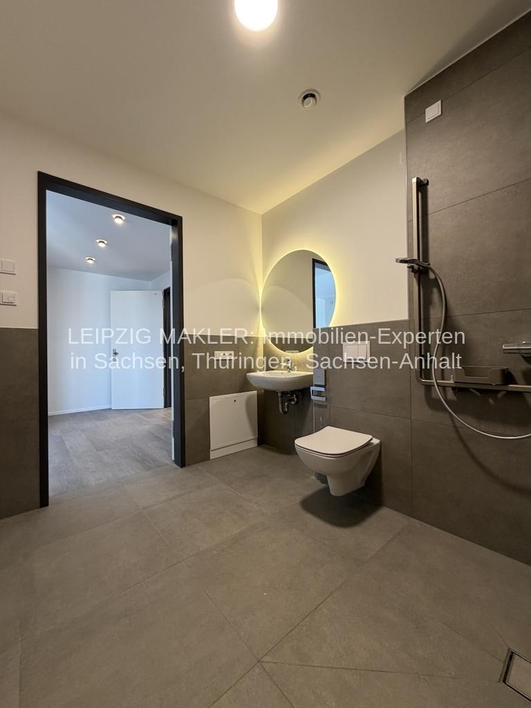 SOFORT EINZIEHEN: Premium Service-Wohnen: Fitnessstudio, Sauna, Swimmingpool, Terrassen, Gastronomie - Photo 4