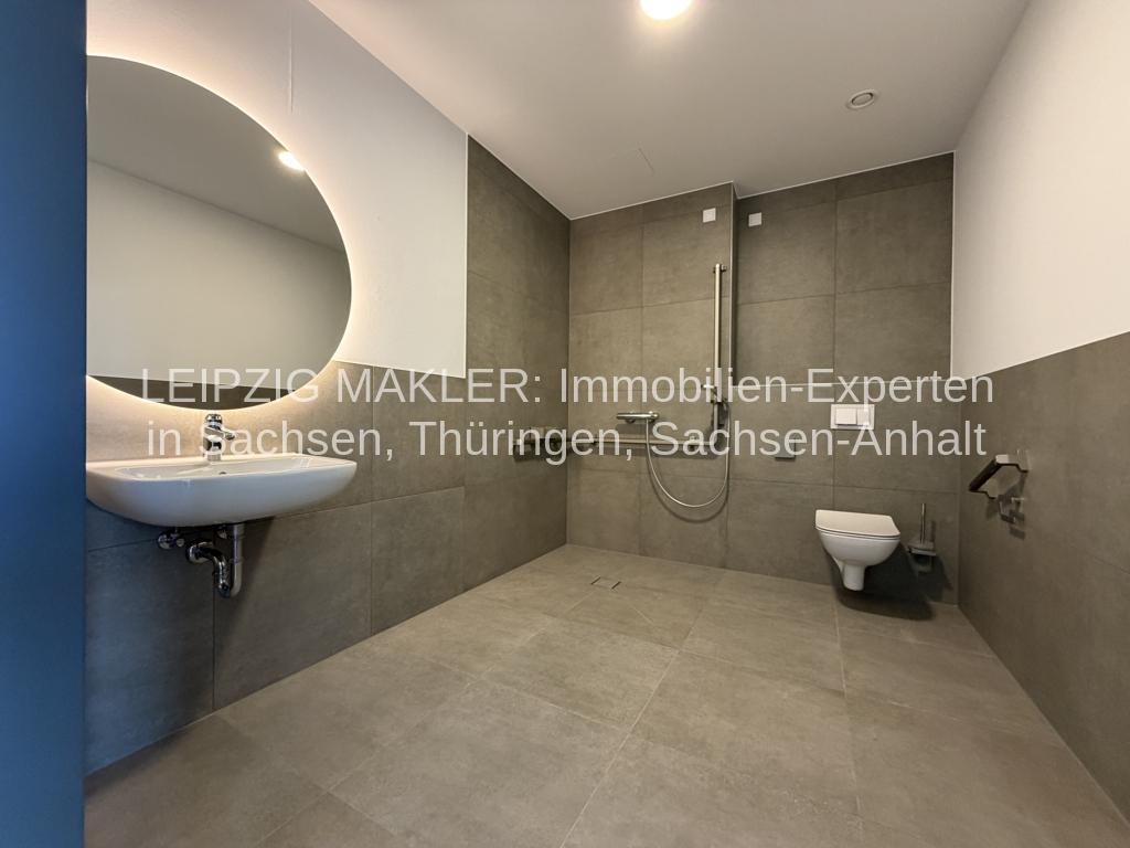 SOFORT EINZIEHEN: Premium Service-Wohnen: Fitnessstudio, Sauna, Swimmingpool, Terrassen, Gastronomie - Photo 2