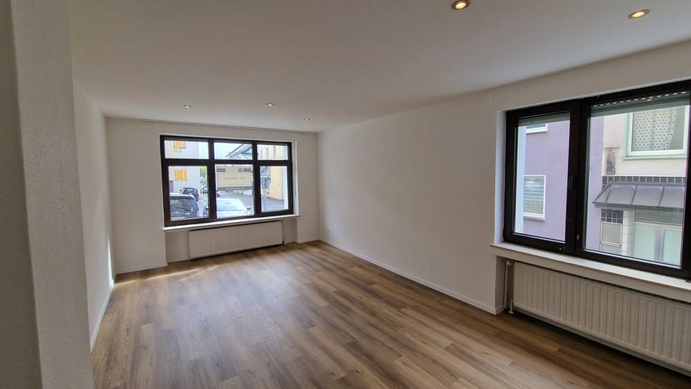 EG Wohnung mit modernem Badezimmer - Foto 2