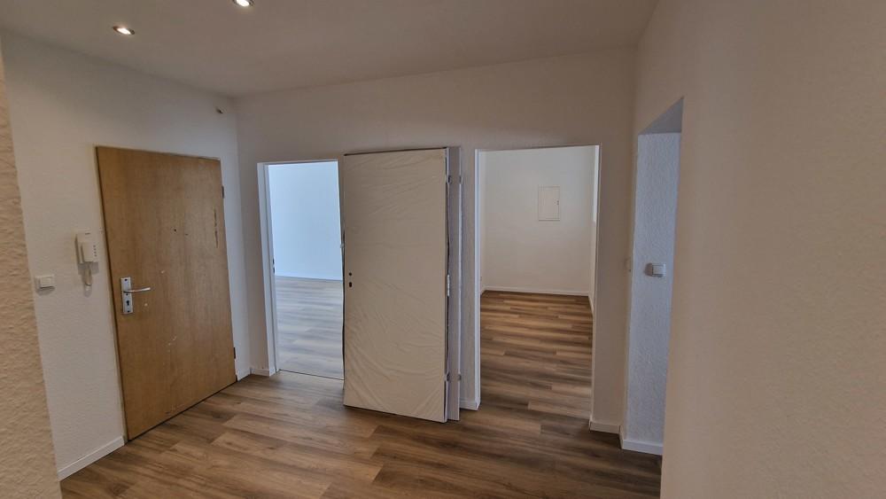 EG Wohnung mit modernem Badezimmer - Foto 4