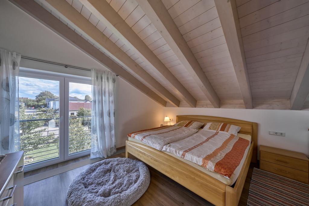 Schlafzimmer I DG