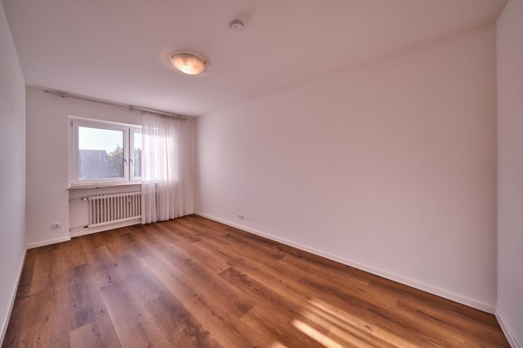 Großzügige Etagenwohnung mit sonnigem Balkon und offenem Wohngefühl - Photo 2