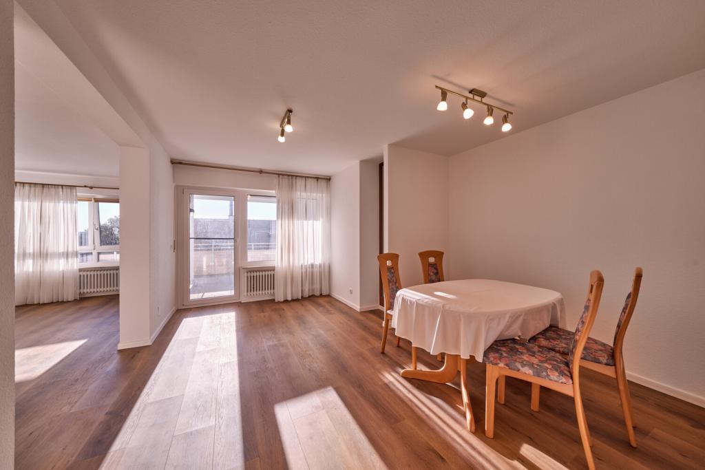 Großzügige Etagenwohnung mit sonnigem Balkon und offenem Wohngefühl - Photo 3