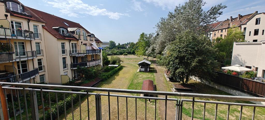 Stilvolle Maisonette mit offener, neuer Einbauküche - Photo 1