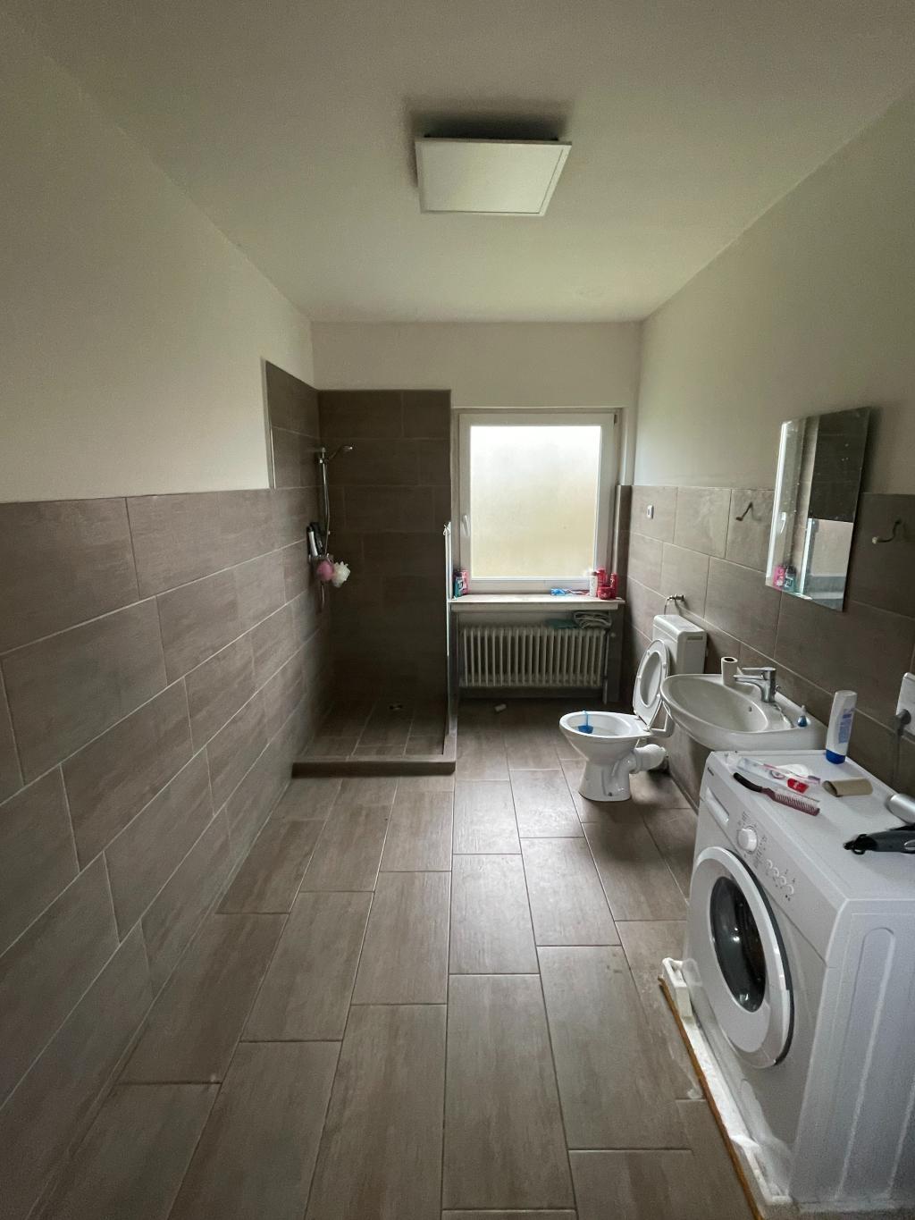 Badezimmer DG