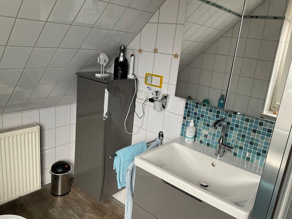 Dusche oben 1.jpg