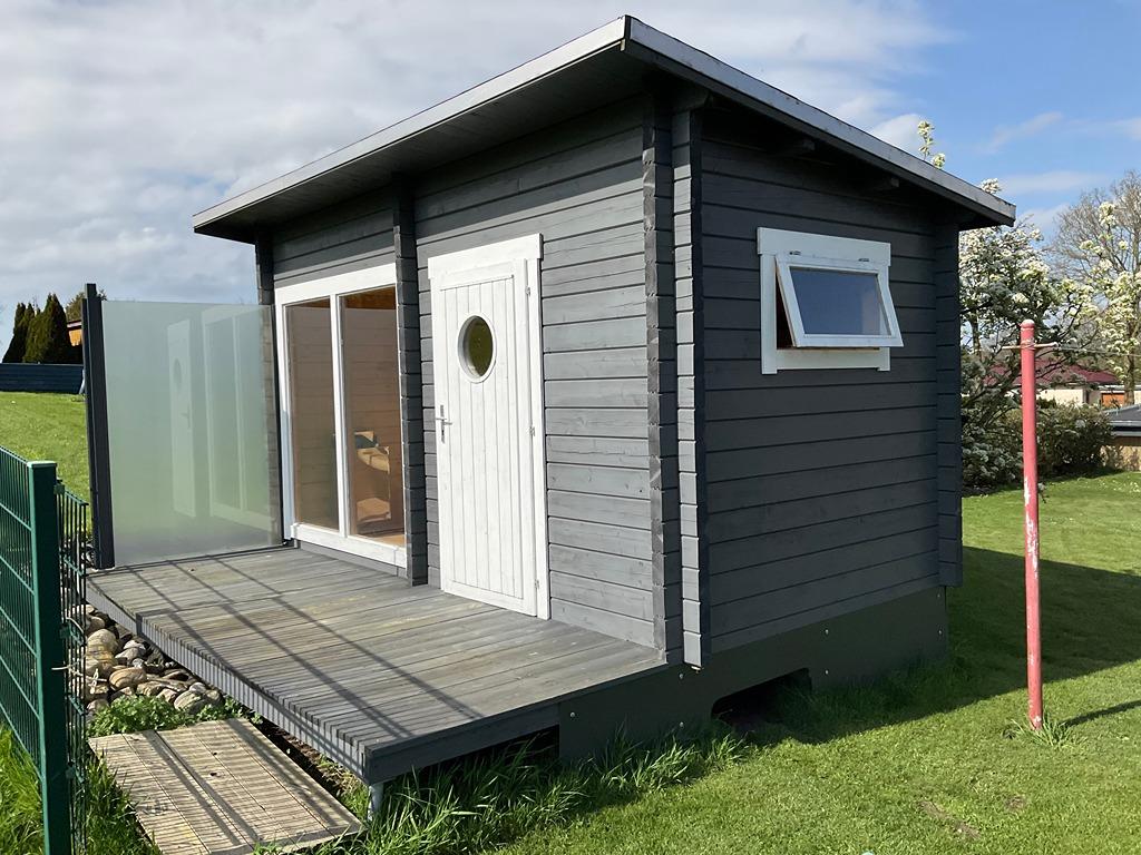 Sauna aussen.jpg