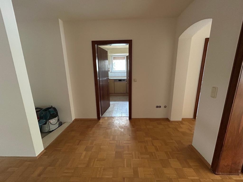 Helle 3 Zimmer Wohnung mit Terrasse direkt am Hanauer Schlossgarten - Photo 1