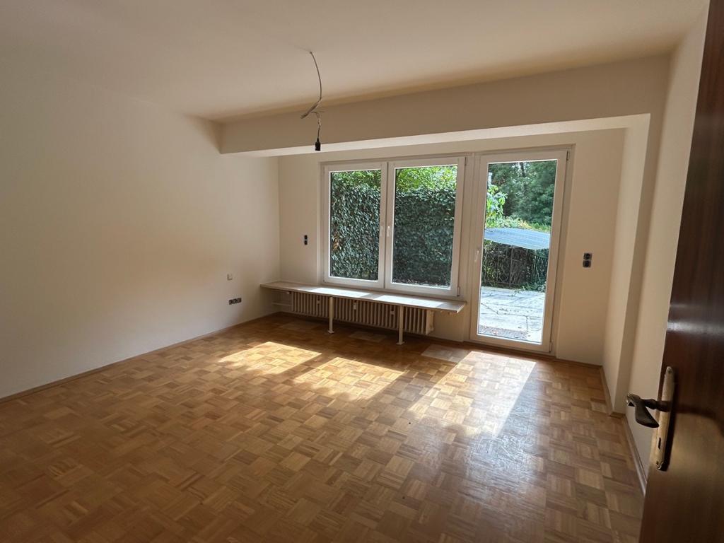 Helle 3 Zimmer Wohnung mit Terrasse direkt am Hanauer Schlossgarten - Photo 3