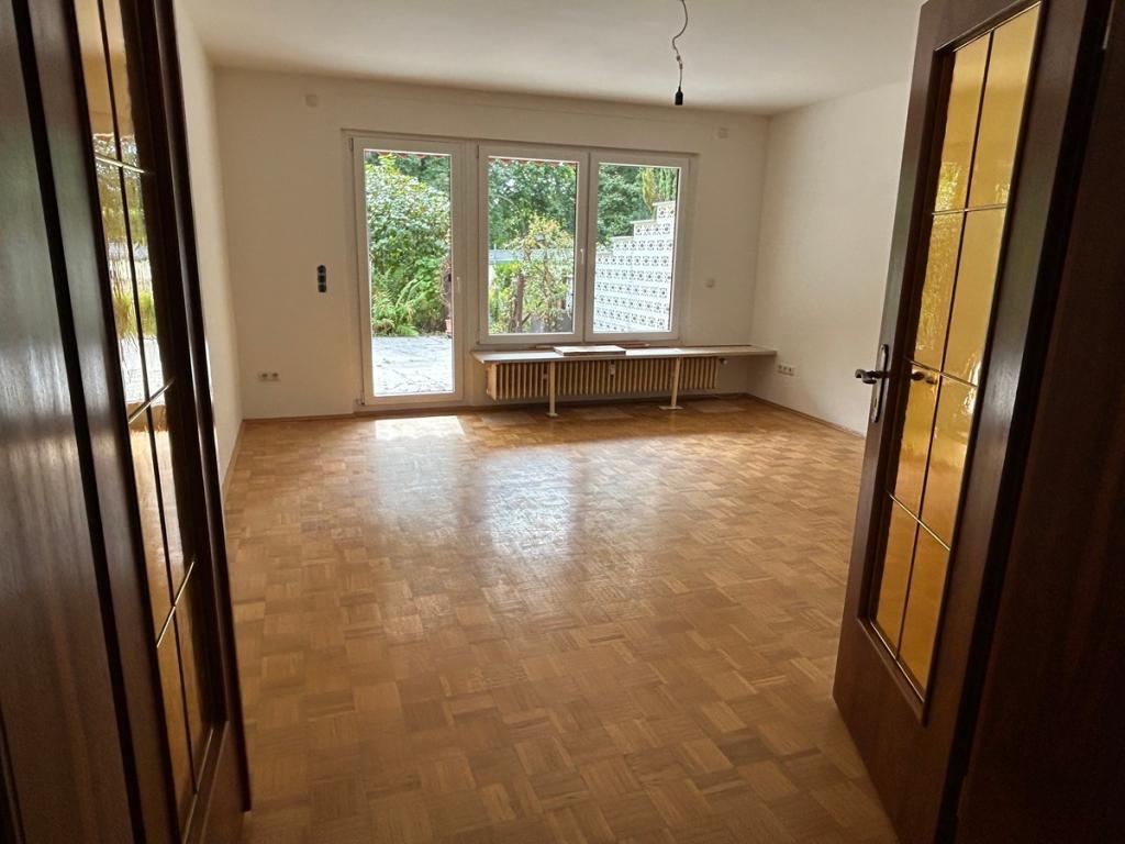 Helle 3 Zimmer Wohnung mit Terrasse direkt am Hanauer Schlossgarten - Photo 2
