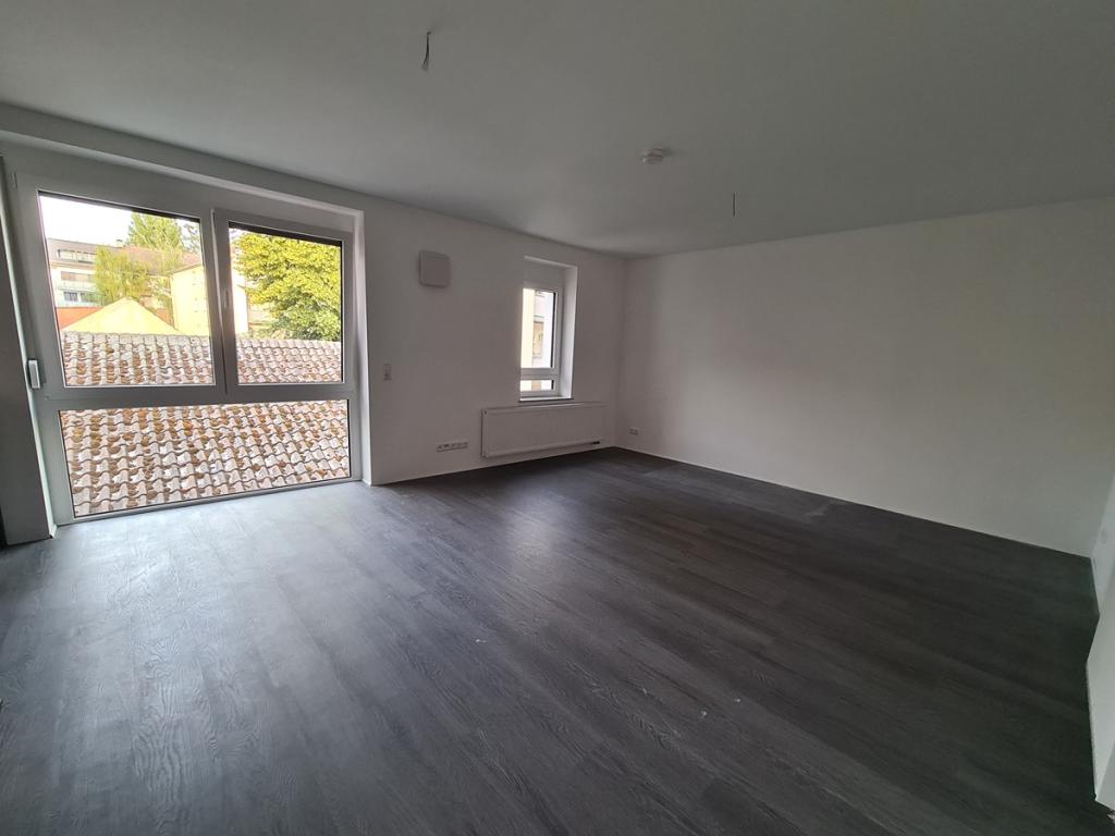 Stilvolle 3-Zimmer-Maisonette mit Dachterrasse, KfW-55 Haus - Photo 2