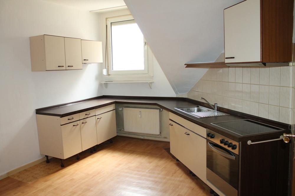 Gemütliche Dreizimmerwohnung mit Loggia und Garage - Nähe Wilhelmsplatz - Photo 5