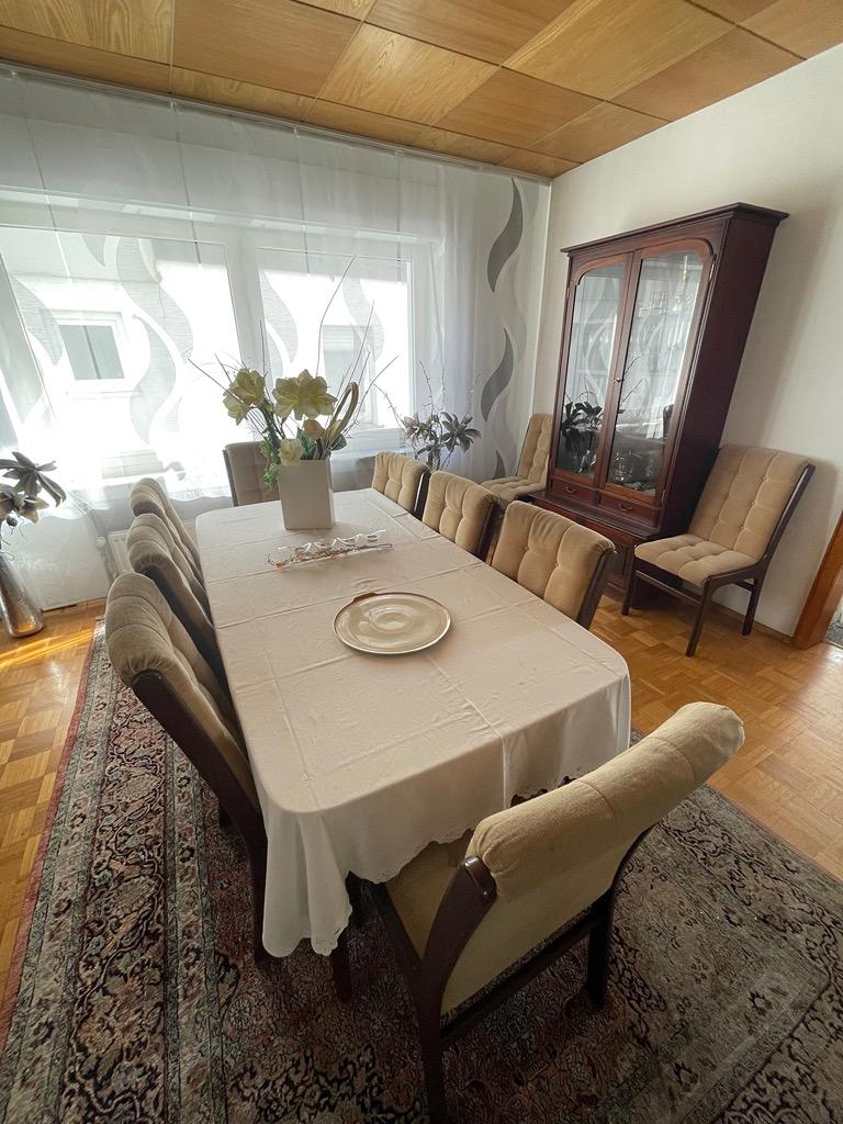 09-Dining.jpg