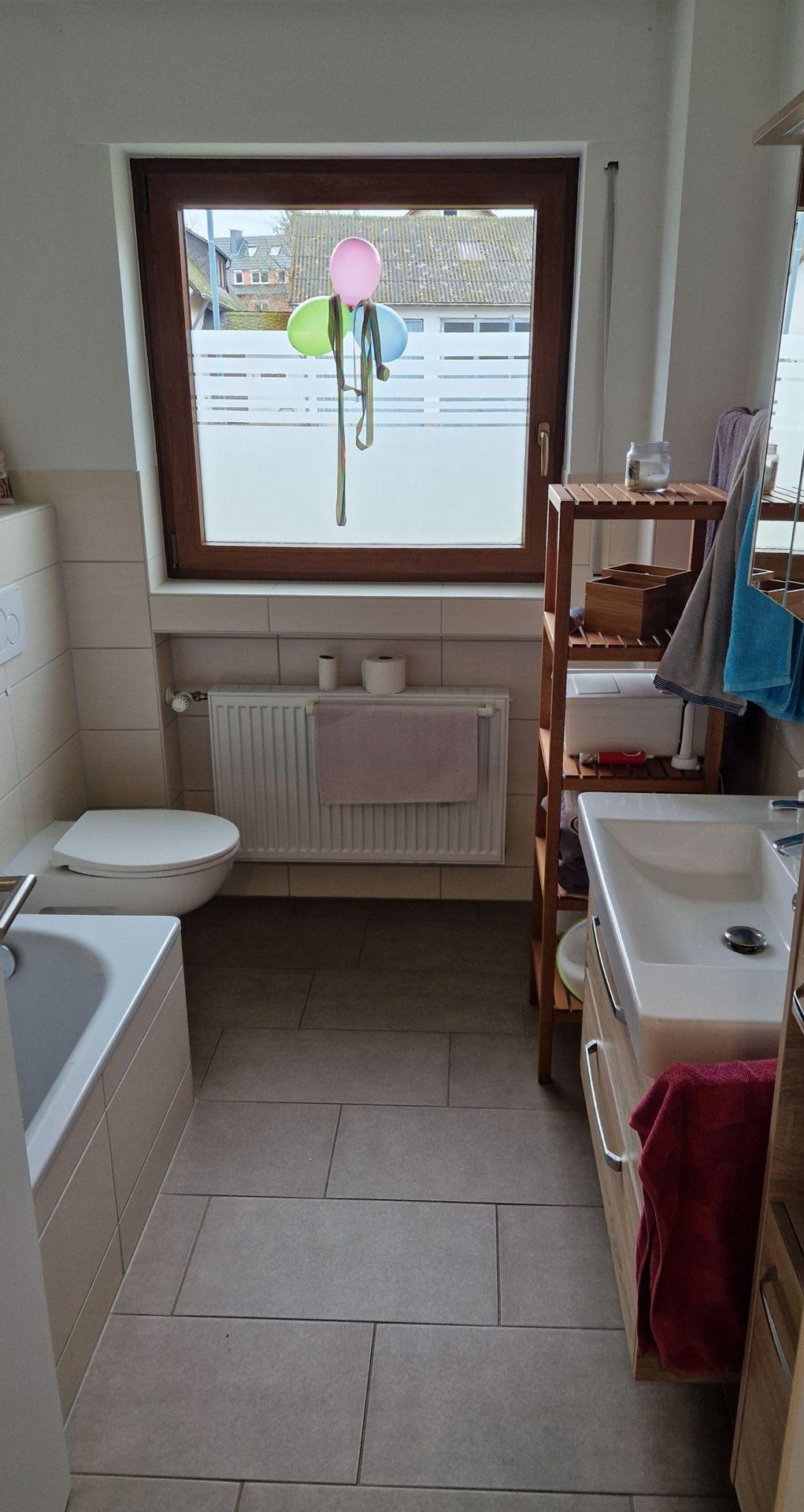 Altbau_EG_Hauptbad.jpg