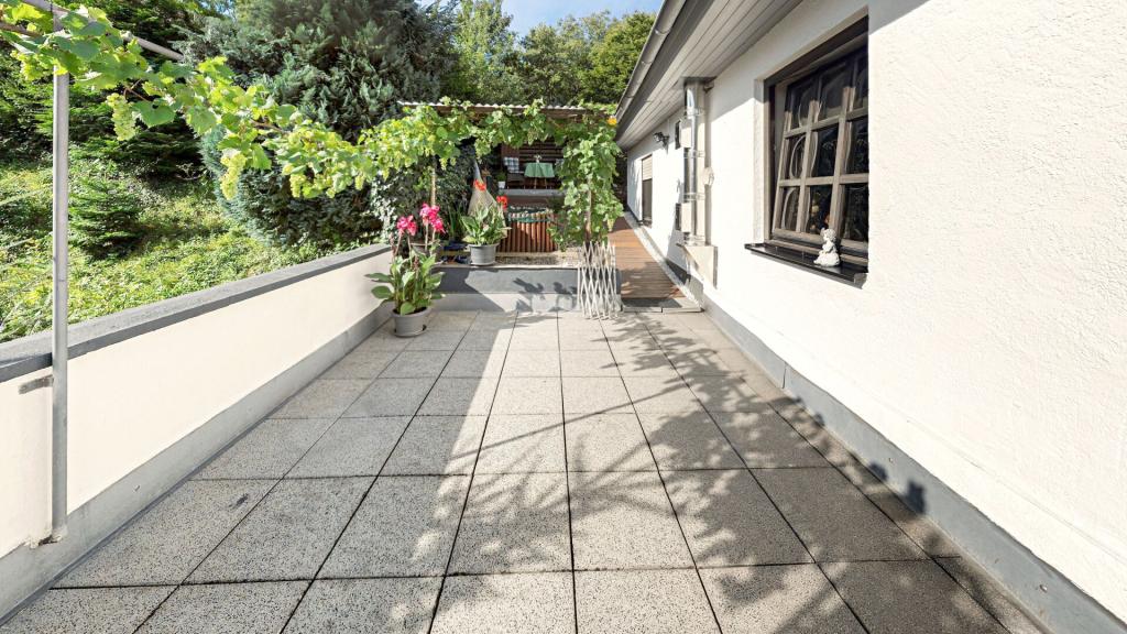 Terrasse Betreiberwohnung