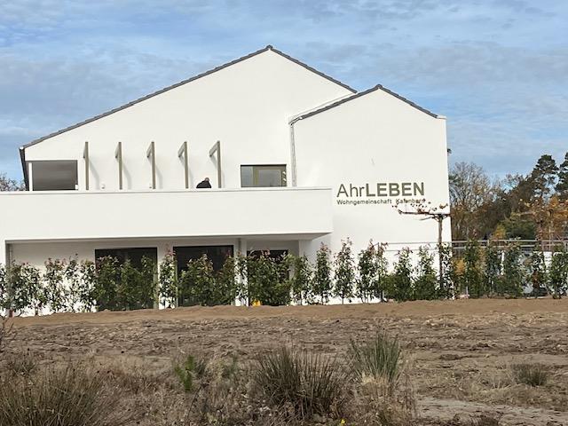 Angenehmes und ruhiges Wohnen mit Komfort und Service in einer Wohngemeinschaft in Kalenborn - Photo 5