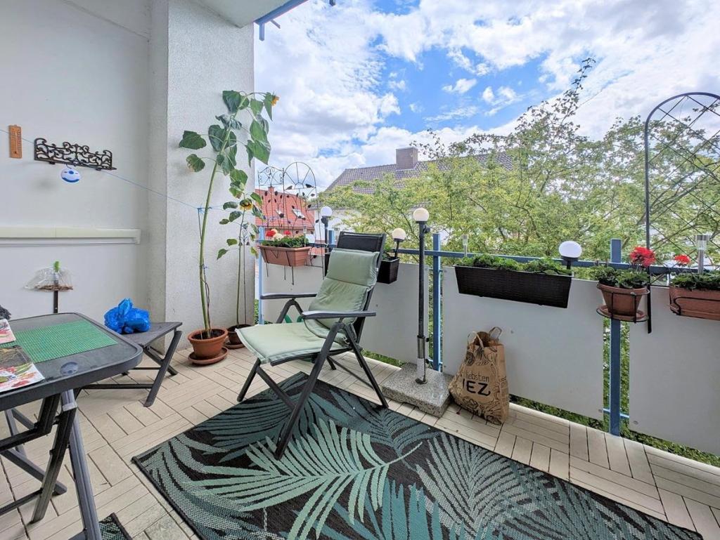 überdachter Südbalkon