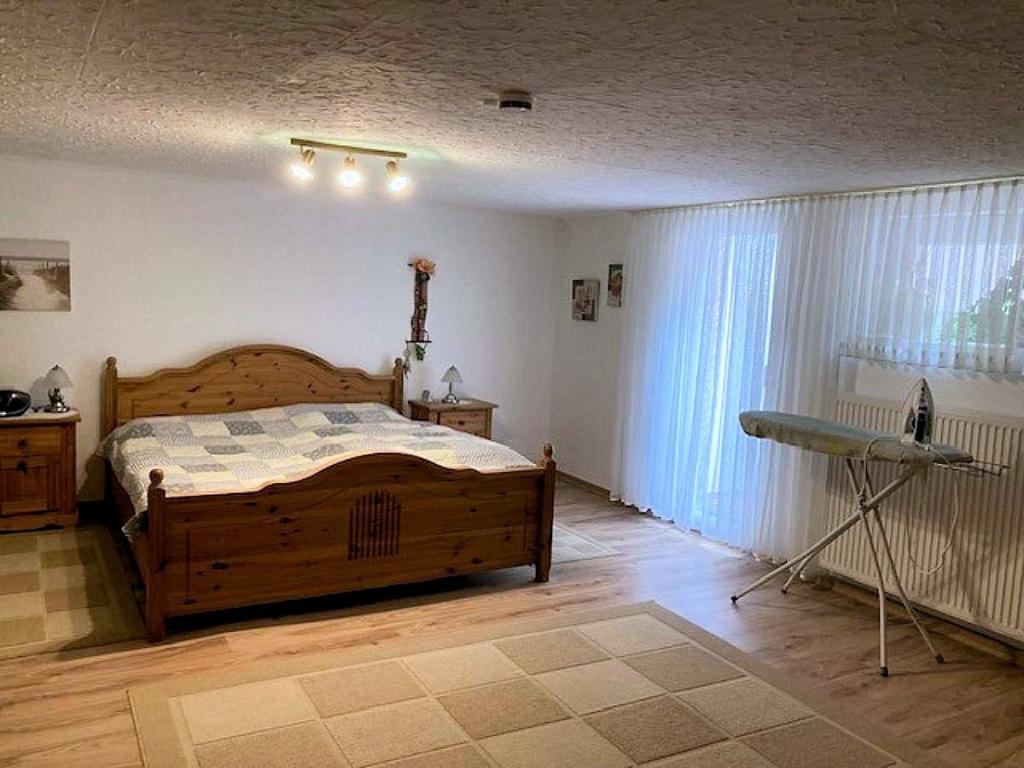 Zimmer im Kellergeschoss (Nfl.)