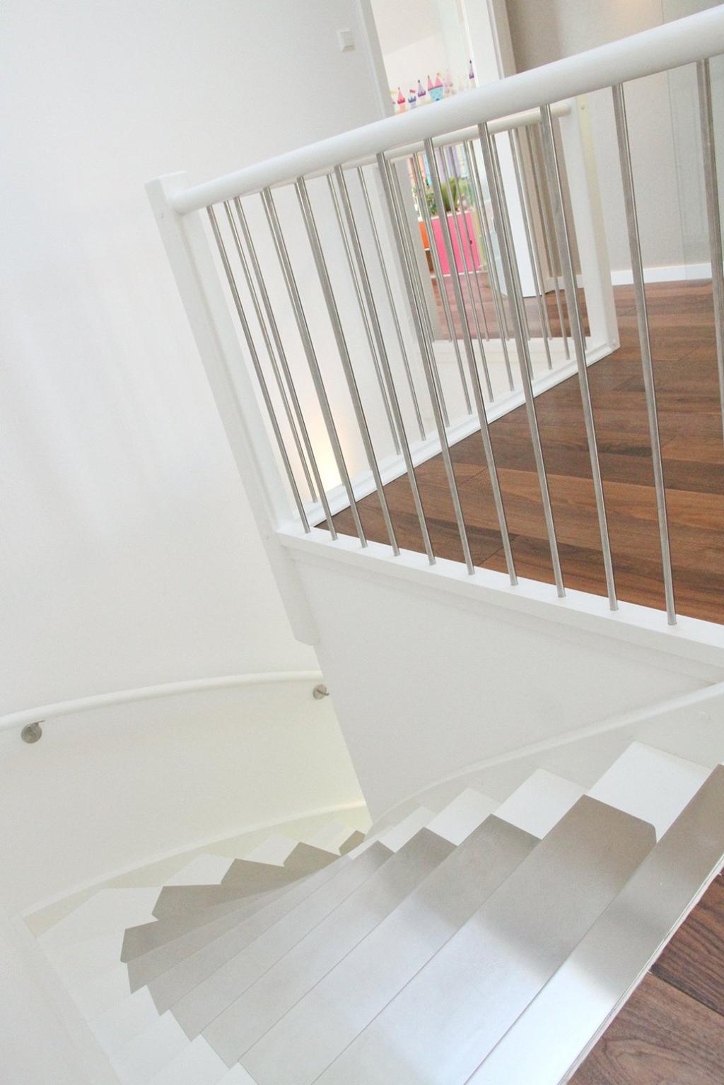 Aufgang in das geräumige Dachgeschos