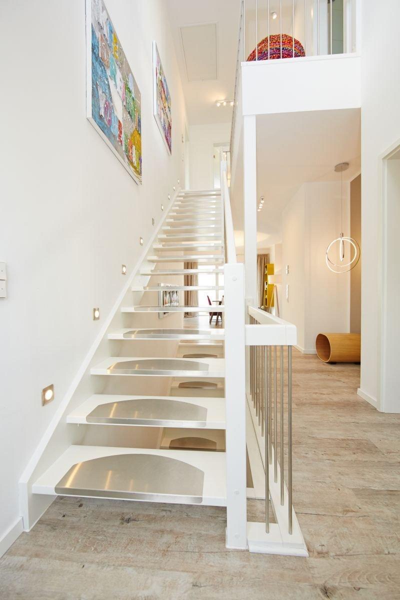 Treppe ins 1 OG