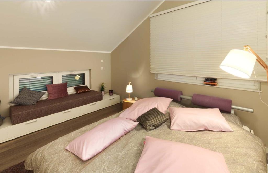 Immobilie in Torgelow - Modernes Zweifamilienhaus mit durchdachtem Wohnkonzept! - Bild 3