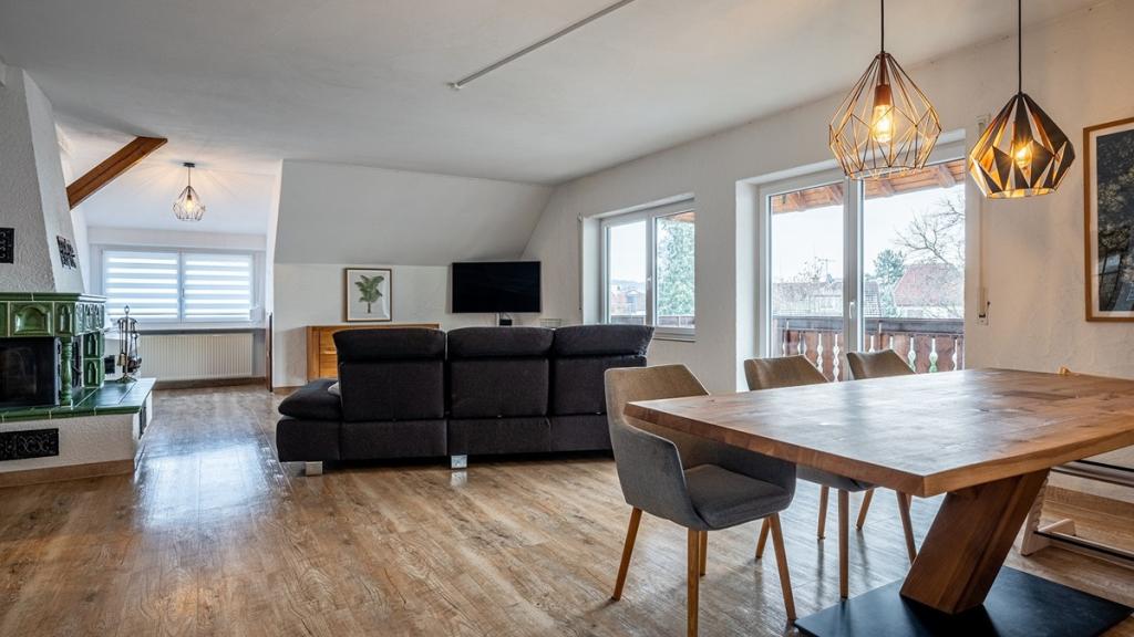 Modern und großzügig! Tolle DG-Wohnung im Zentrum von Rielasingen! - Photo 4