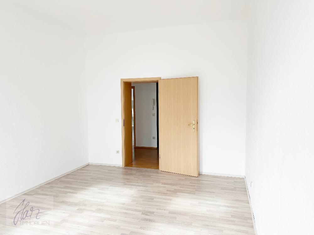***ALTBAUCHARME MIT 2 BALKONEN UND BLICK INS GRÜNE*** – 2-Raumwohnung in zentrumsnaher Lage von Alt‑Riesa zu vermieten - Photo 4