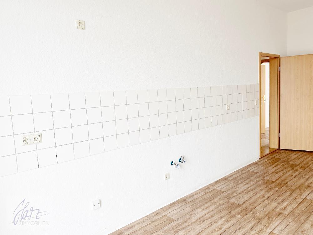 ***EXKLUSIVE 2-RAUM-ALTBAUWOHNUNG MIT STUCKDECKEN & " BALKONEN *** Wohnen im Herzen von Alt-Riesa - Photo 1