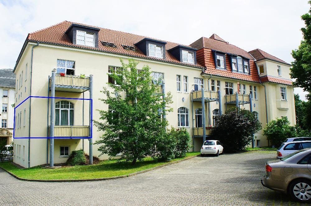 ***VOLL MÖBLIERTE TRAUMWOHNUNG - EINZIEHEN UND SOFORT ZU HAUSE SEIN*** 2,5 Raumwohnung mit Balkon und Tageslichtbad zu vermieten - Photo 4